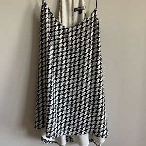 Express Houndstooth Cami